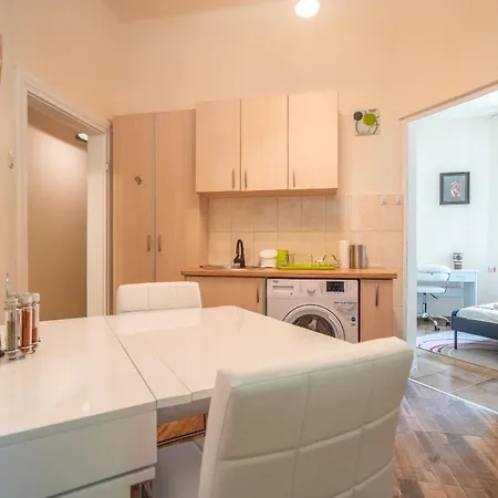 The Right Choice 21 Apartment Sofia