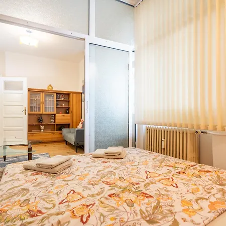 The Right Choice 21 * Sofia